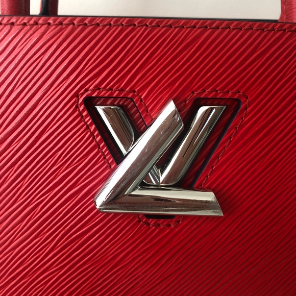 ***SOLD****Louis Vuitton Twist Tote - Picture 2 of 8